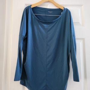 Athleta Top Pullover Teal Blue Exercise Running Yoga Long Sleeved Size Small